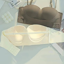 Load image into Gallery viewer, Big Breasts Underwear Sexy Lingerie S-Xl Plus Size Front Buckle Seamless One-piece Bra Cup Invisible Strapless Bra For Women