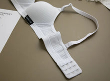 Load image into Gallery viewer, 2PCS/Set Women Seamless Bra Panties Set Sexy Stretch Sport Bra Thong Briefs Style Panty Bralette Crop Top Intimates Lingerie Set