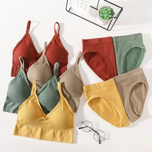 Load image into Gallery viewer, Women Bra Panties Set Seamless Bra Cropped Bralette Crop Top Low Back Brassieres Sexy Lingerie Push Up Bra Sexy Underwear Set
