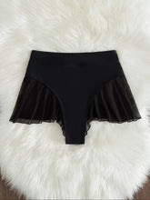 Load image into Gallery viewer, 2023 European and American New Sexy Exaggerates Hips Flying Edge Mesh Patchwork Thong Swimsuit Bikinis Gyaru Bikini Pants
