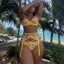 Load image into Gallery viewer, Foreign trade sources Europe and the United States new sexy lingerie sexy ladies three-point mesh strap perspective three-piece set
