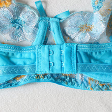 Load image into Gallery viewer, Foreign trade sources Europe and the United States new sexy lingerie sexy ladies three-point mesh strap perspective three-piece set
