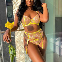 Load image into Gallery viewer, Foreign trade sources Europe and the United States new sexy lingerie sexy ladies three-point mesh strap perspective three-piece set
