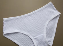 Load image into Gallery viewer, 2PCS/Set Women Seamless Bra Panties Set Sexy Stretch Sport Bra Thong Briefs Style Panty Bralette Crop Top Intimates Lingerie Set
