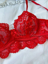 Load image into Gallery viewer, Lingerie Set Transparent Bra Set Hot Erotic Sexy Costumes Solid Color Underwear Seamless Bra Thong Garters Sexy Lingerie Sets
