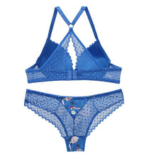 Load image into Gallery viewer, New 2020 sexy 3/4 cup back closure lace women bra set thong hollow out  underwear  intimante  lingerie

