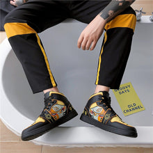 Load image into Gallery viewer, NARUTO Shoes Men Uzumaki Naruto Sneakers Anime &amp; Comic Casual Shoes Cosplay Kurama Shoes Sneaker - CosCouture
